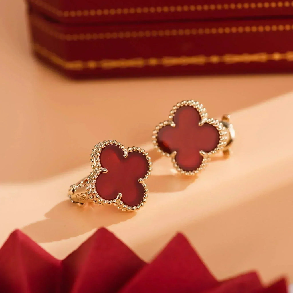 VCA CLOVER MEDIUM 1 MOTIFS CARNELIAN EARRINGS