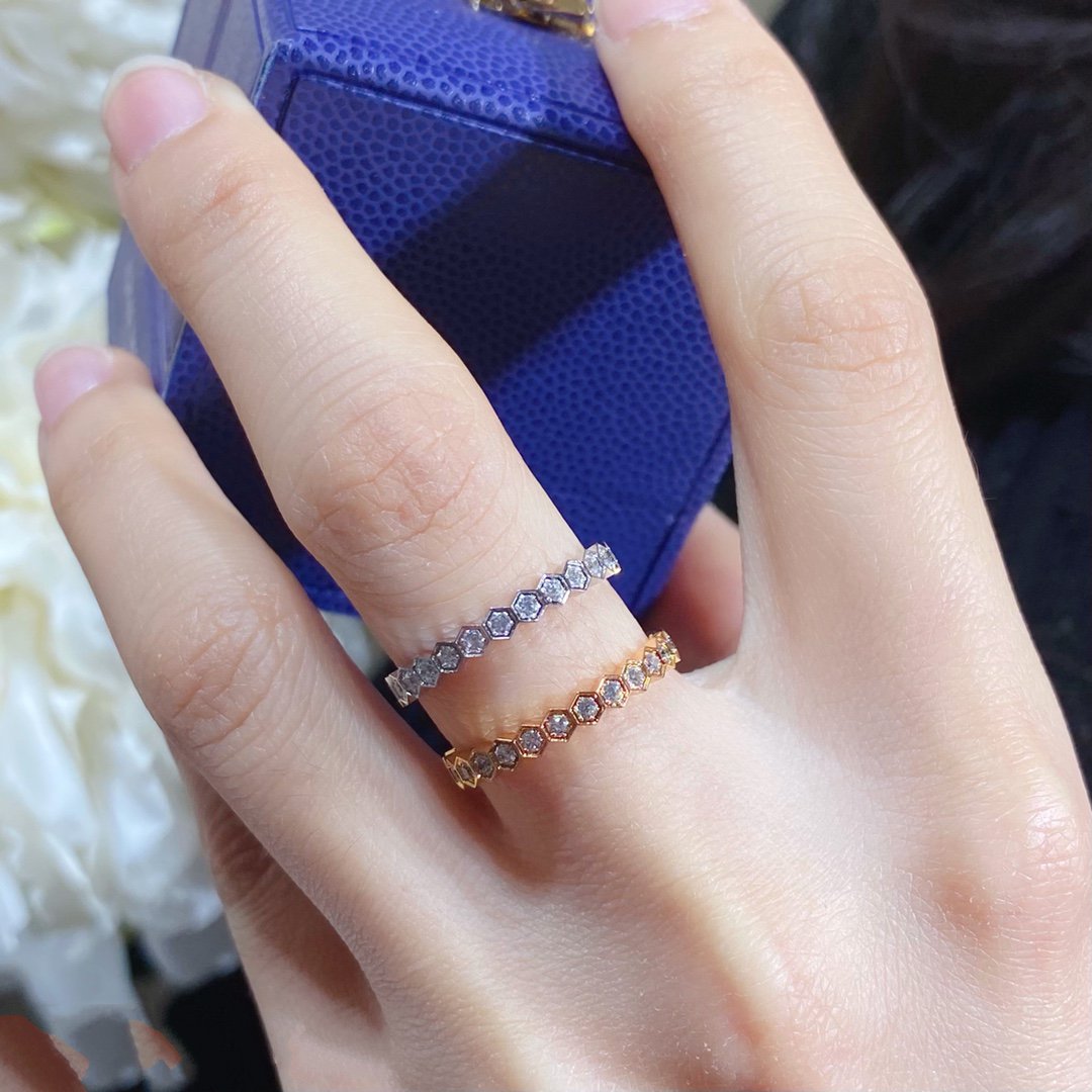 CHAUMET BEE LOVE DIAMOND PAVED SMALL RING