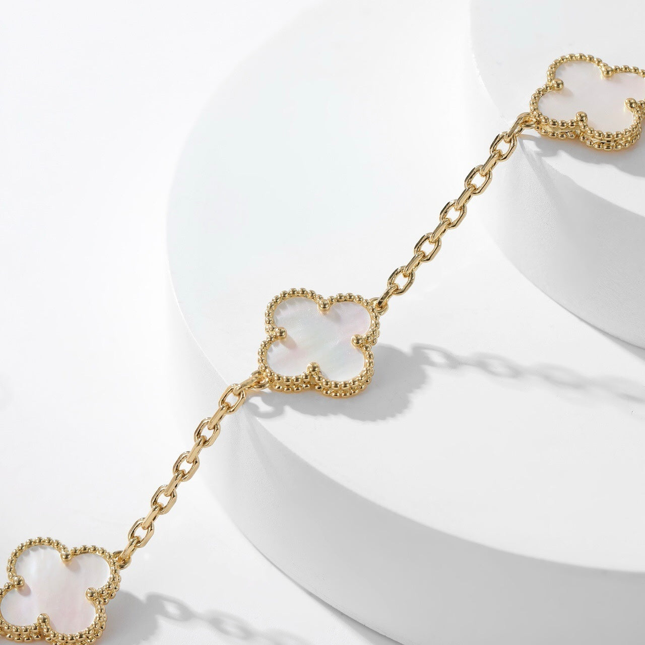 VCA CLOVER 10 MOTIFS WHITE MOTHER OF PEARL NECKLACE