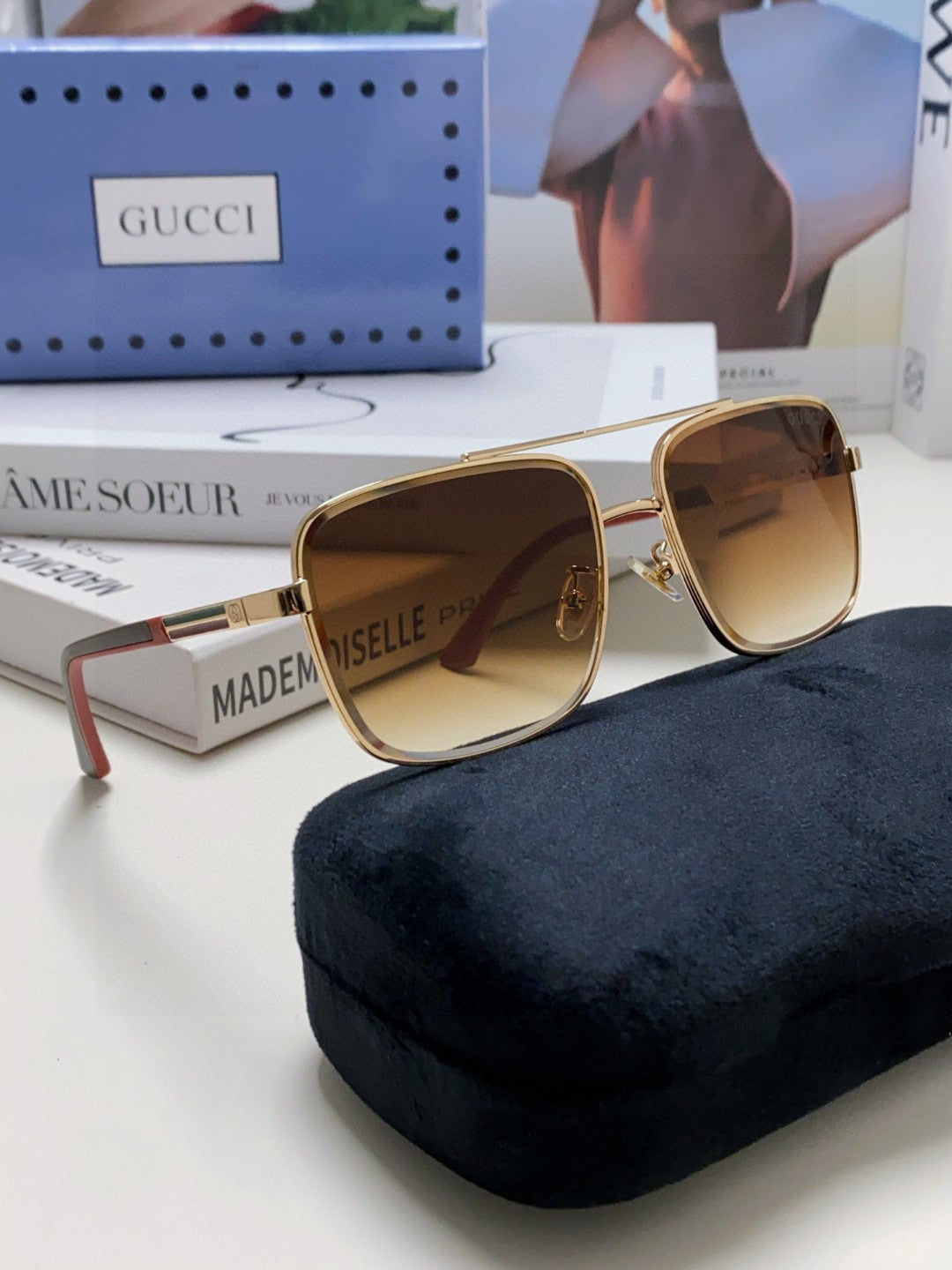 GUCCI SQUARE FRAME SUNGLASSES 570213 IN METAL