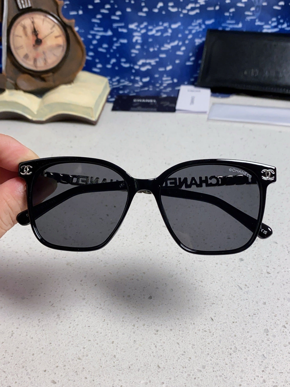CHANEL SQUARE SUNGLASSES 632032 IN BLACK ACETATE SILVER METAL